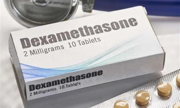 Pil obat dexamethasone di atas meja medis