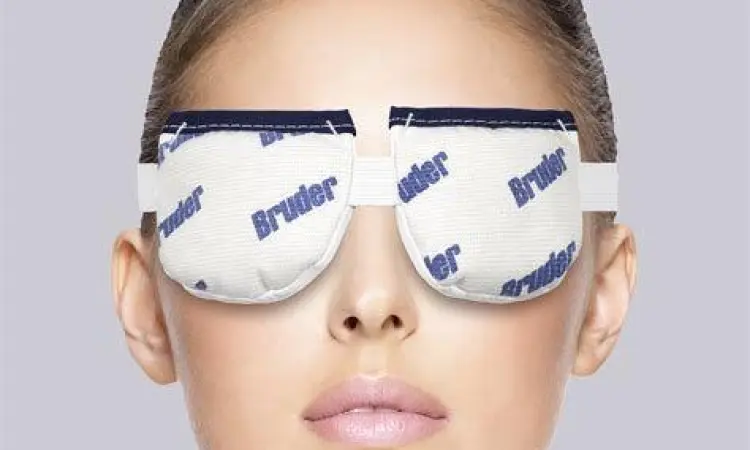 Cara melakukan kompres hangat pada mata bengkak