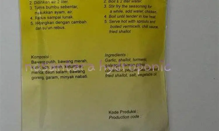 aneka rempah bumbu soto ayam seperti kunyit jahe dan kemiri