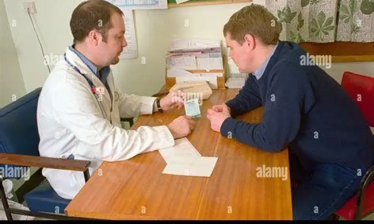 Konsultasi dokter mengenai penggunaan steroid