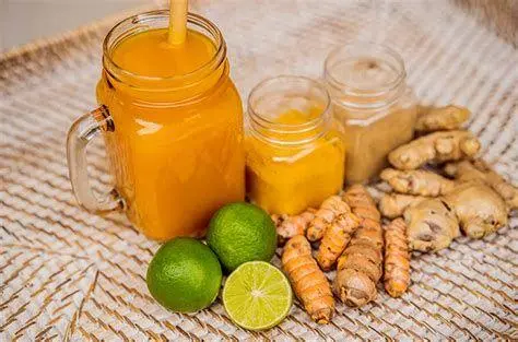 Jamu Tradisional Indonesia minuman jamu kunyit asam dan empon-empon