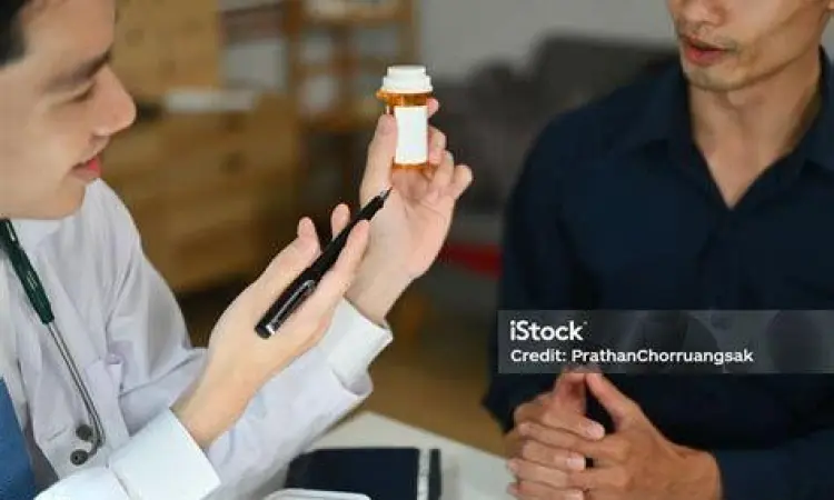 Konsultasi Dosis Medis Pasien berkonsultasi dengan dokter tentang dosis obat