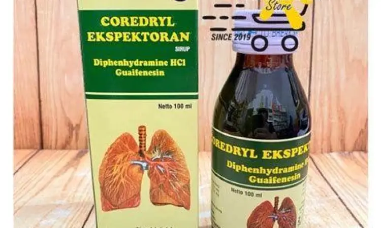 Ilustrasi sirup obat batuk ekspektoran untuk lendir