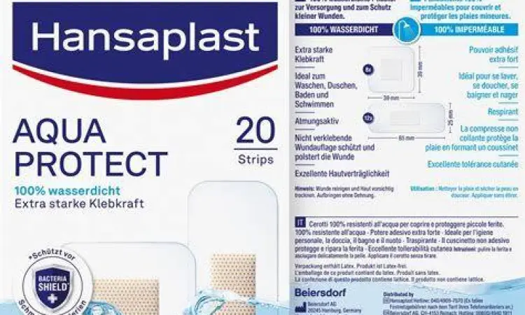 Plester Hansaplast Anti Air transparan pada kulit