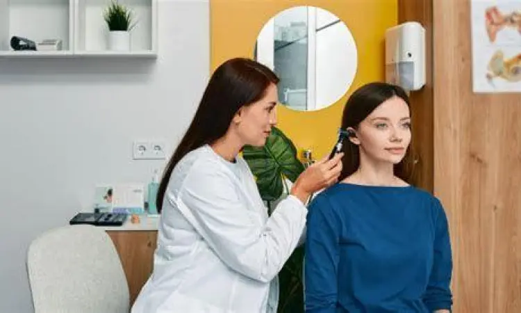 Pemeriksaan pendengaran oleh tenaga profesional