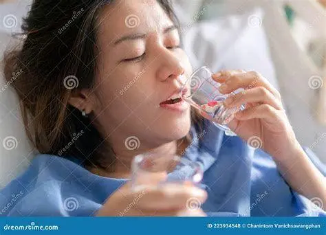 Aturan Minum Erphaflam Cara minum obat yang benar dengan air putih