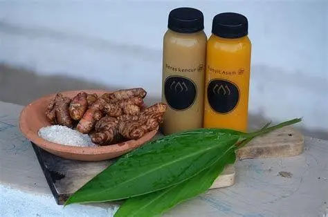 Bahan Baku Kunyit Asam Rempah kunyit dan asam jawa sebagai bahan utama jamu tradisional