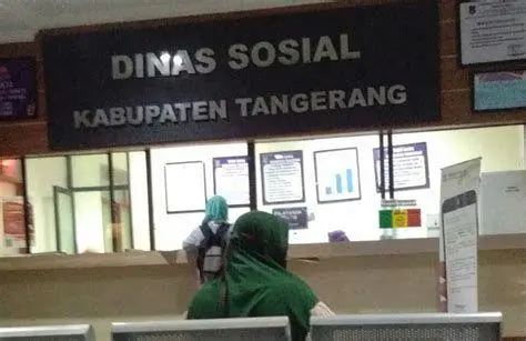 Prosedur Pendaftaran KIS Proses pendaftaran kartu indonesia sehat di kantor dinas sosial