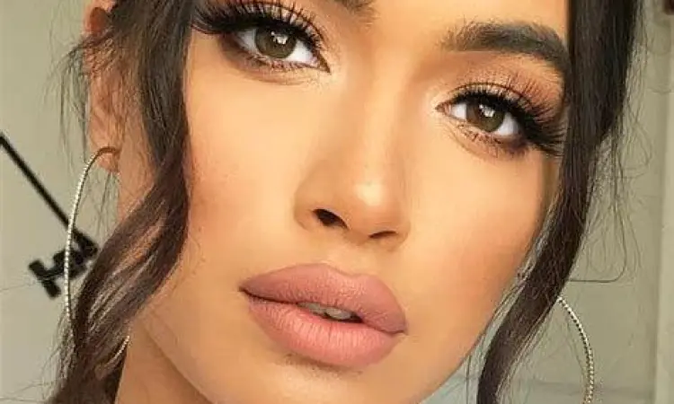 Palet warna makeup yang cocok untuk kulit olive