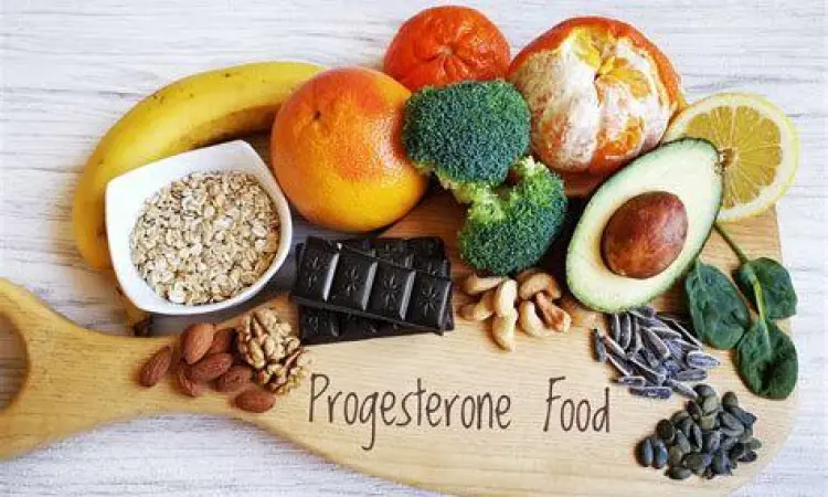 Nutrisi Seimbang untuk Hormon Berbagai jenis sayuran hijau dan buah untuk keseimbangan hormon