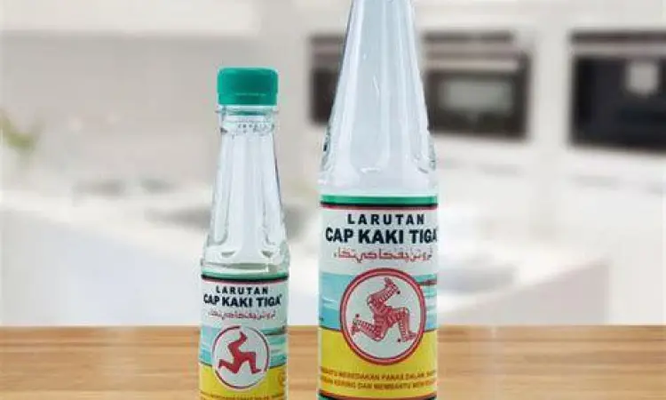 Logo dan kemasan klasik Cap Kaki Tiga