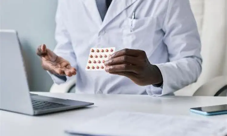 Konsultasi dokter mengenai dosis antivirus