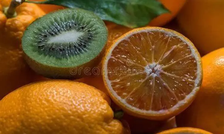 Sumber alami vitamin C dari buah-buahan